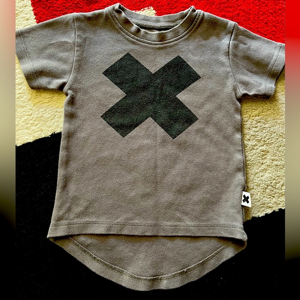 Hux Baby tee, GUC size 2